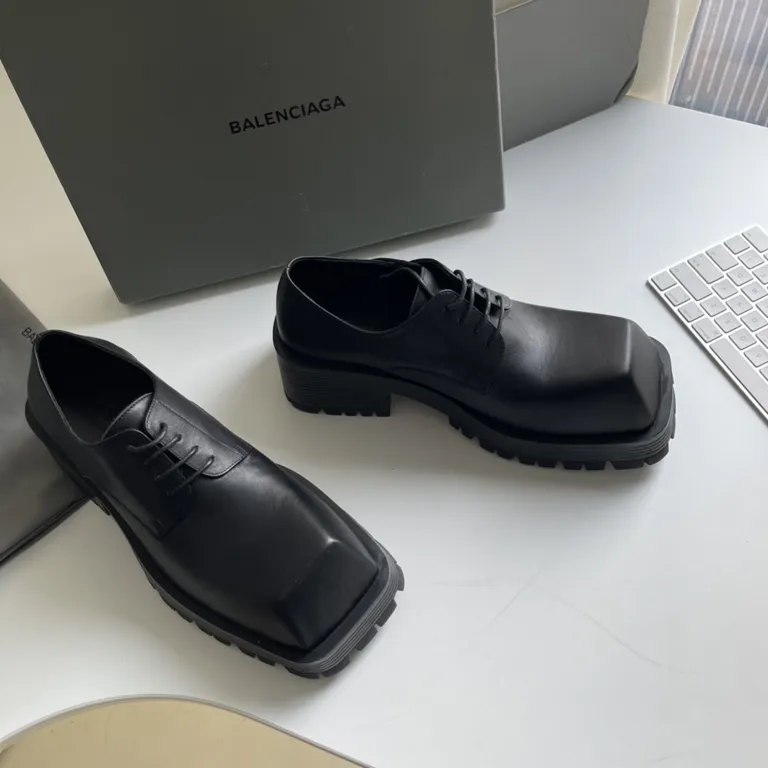 Balenciaga Shoe 